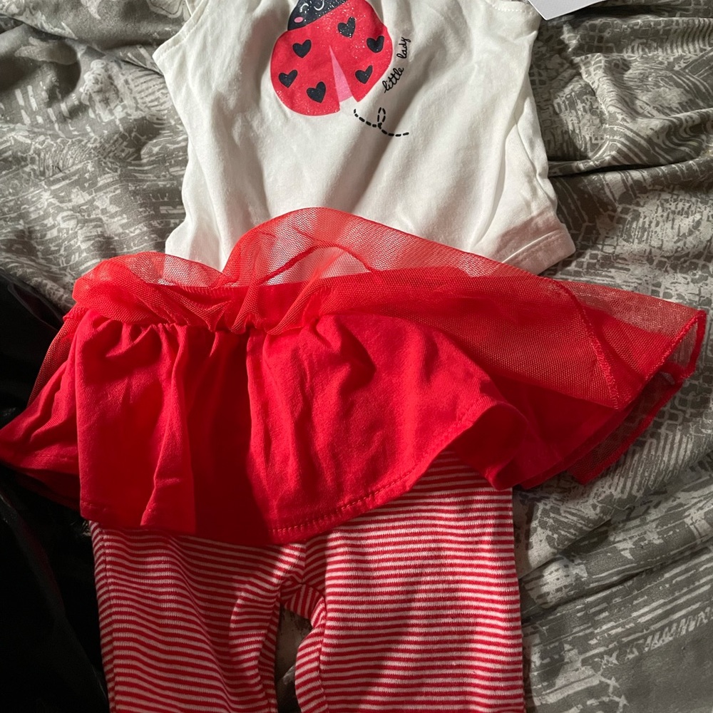 Brand new Infant 2pc set